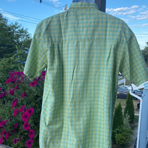 MBX Men’s medium short sleeve button down with collar - Picture 8 of 8